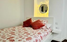 Marinac3 Precioso apartamento con patio en el centro histórico de Málaga